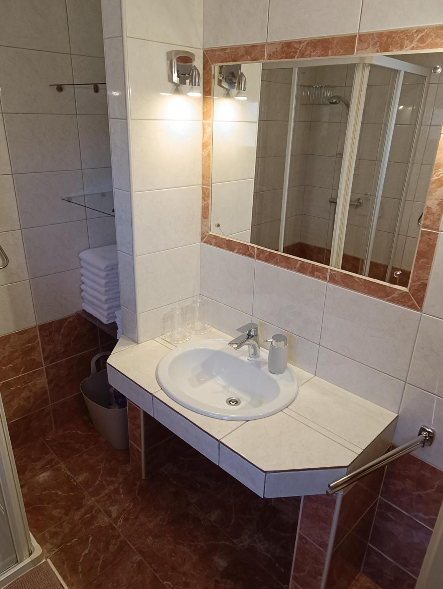 Apartmani Sprljan Vodice Luaran gambar