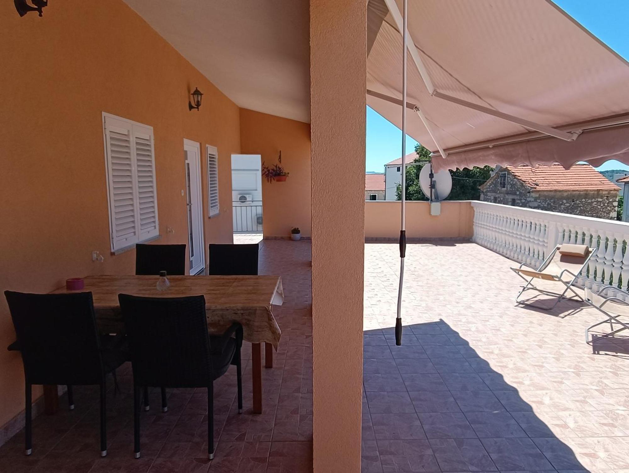 Apartmani Sprljan Vodice Luaran gambar