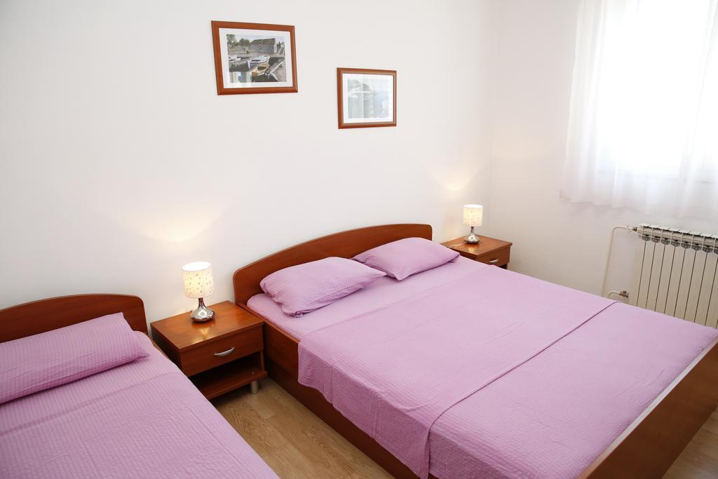 Apartmani Sprljan Vodice Luaran gambar