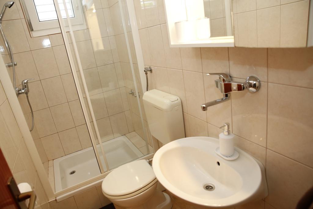 Apartmani Sprljan Vodice Luaran gambar