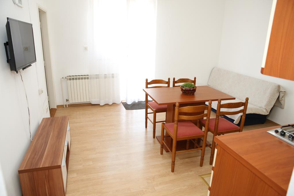 Apartmani Sprljan Vodice Luaran gambar