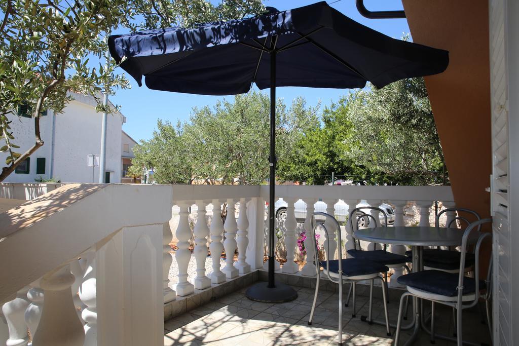 Apartmani Sprljan Vodice Luaran gambar