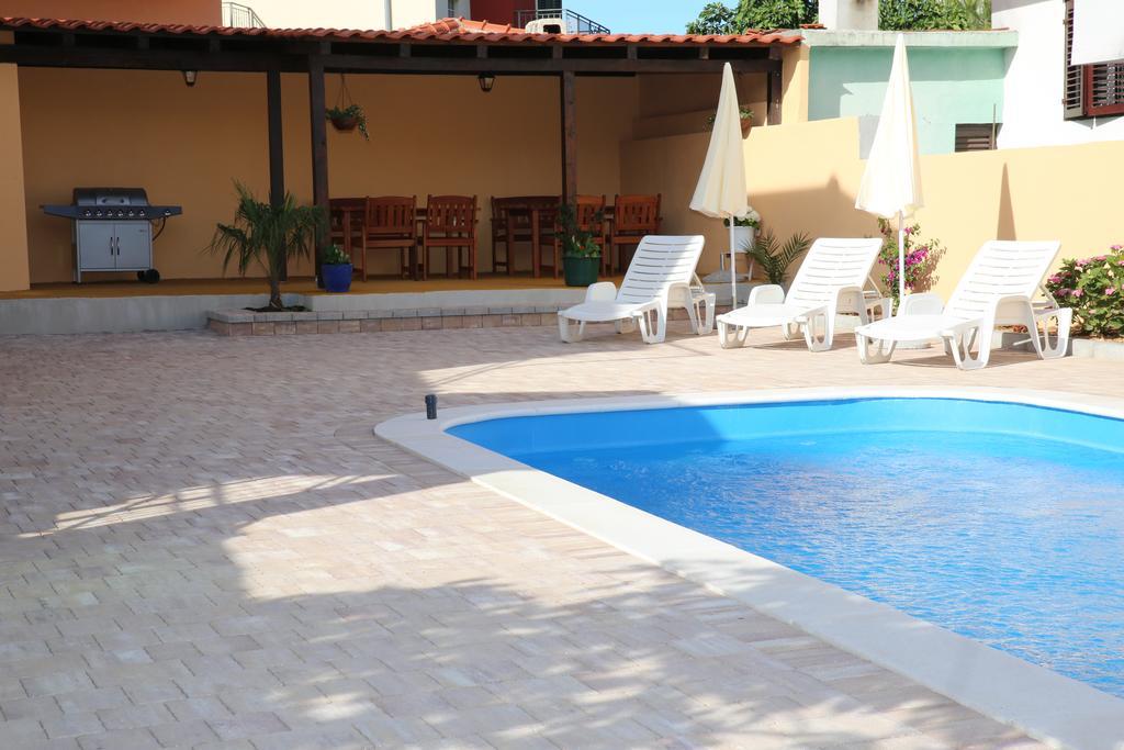 Apartmani Sprljan Vodice Luaran gambar