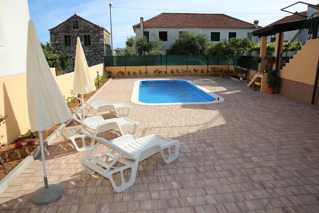 Apartmani Sprljan Vodice Luaran gambar