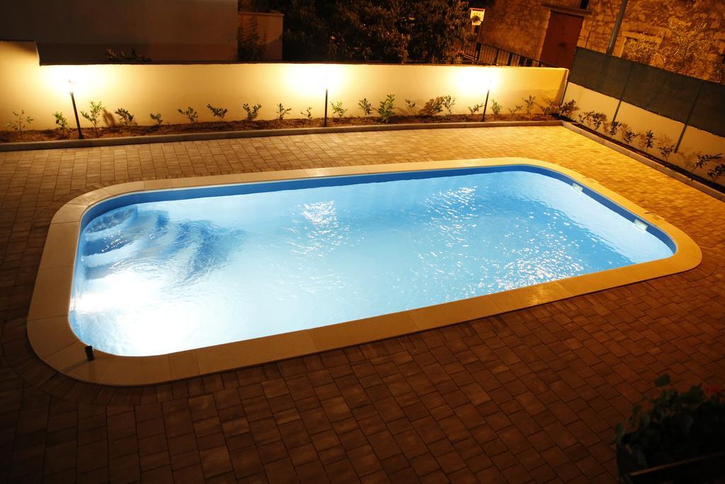 Apartmani Sprljan Vodice Luaran gambar