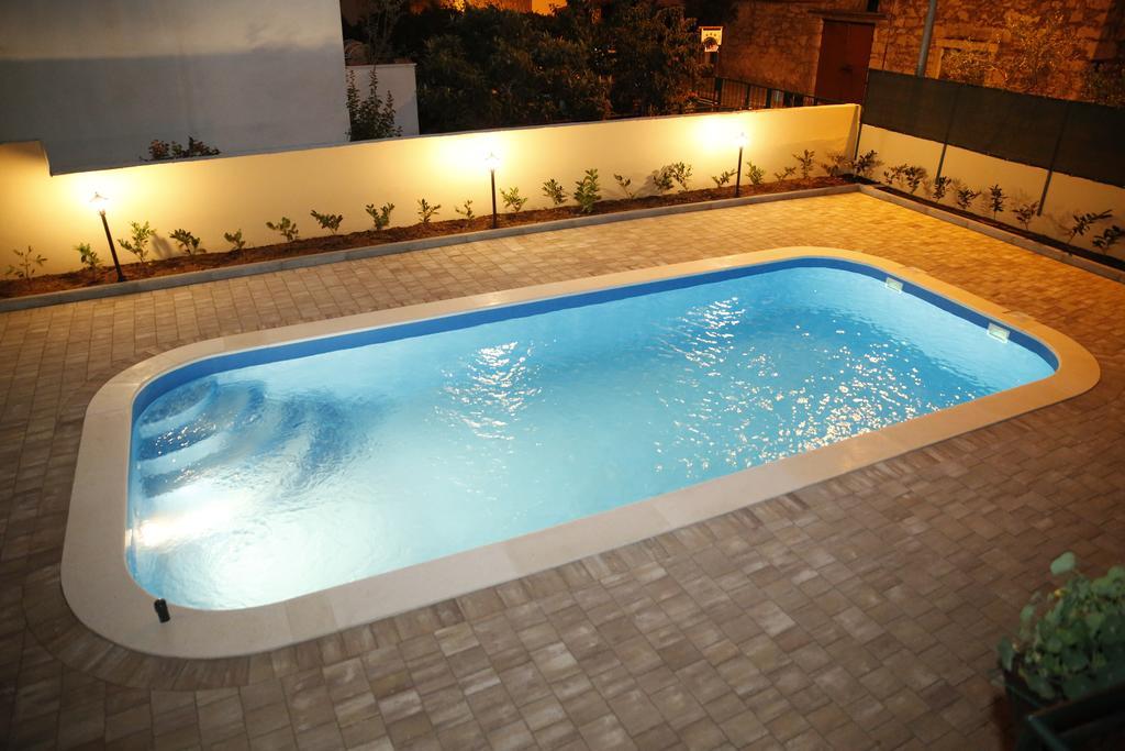 Apartmani Sprljan Vodice Luaran gambar